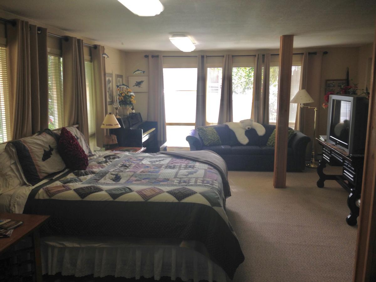 Anchorage Walkabout Town Bed And Breakfast Esterno foto