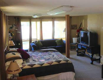 Anchorage Walkabout Town Bed And Breakfast Esterno foto