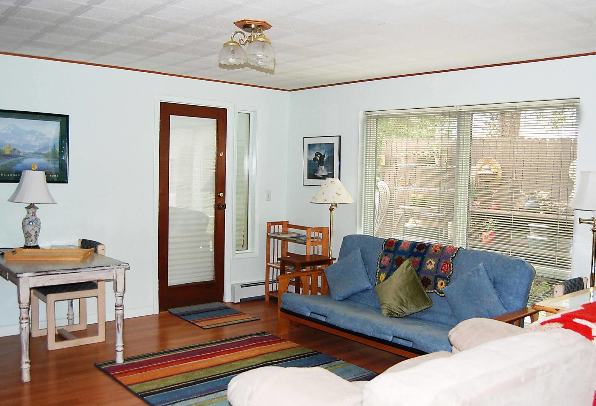 Anchorage Walkabout Town Bed And Breakfast Esterno foto