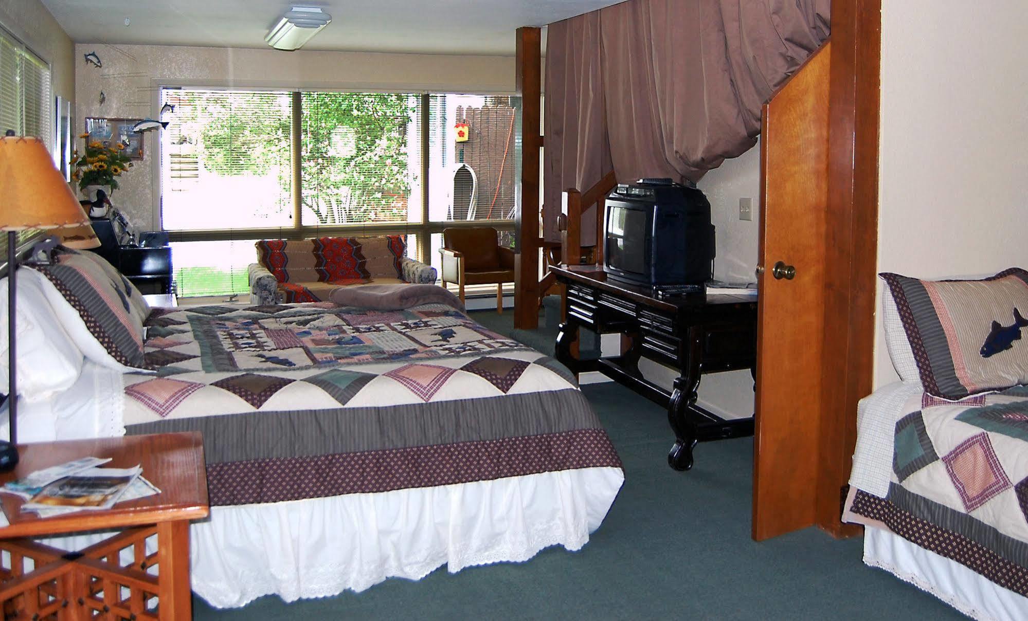 Anchorage Walkabout Town Bed And Breakfast Esterno foto